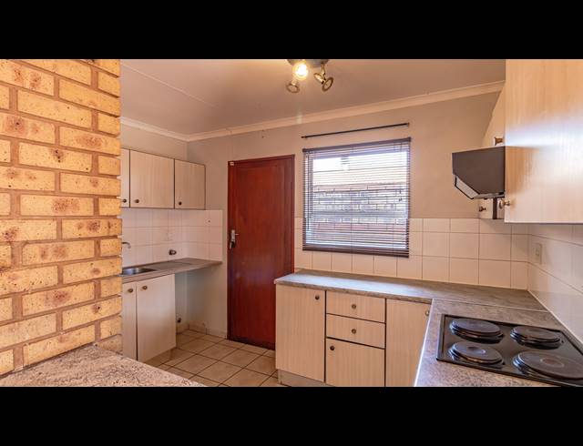 3 BEDROOM CLUSTER FOR SALE IN PIERRE VAN RYNEVELD